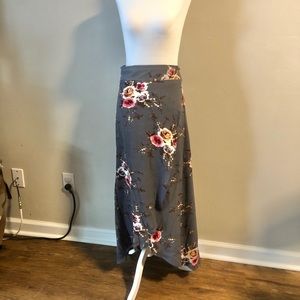 NWOT Slimming Floral Long Wrap Around Skirt